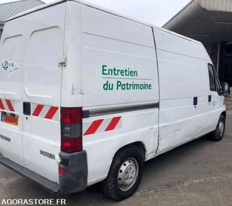 Véhicule PEUGEOT BOXER 2001 NON ROULANT EN L'ETAT - فان المدمجة: صور 3 Véhicule PEUGEOT BOXER 2001 NON ROULANT EN L'ETAT - فان المدمجة: صور 3