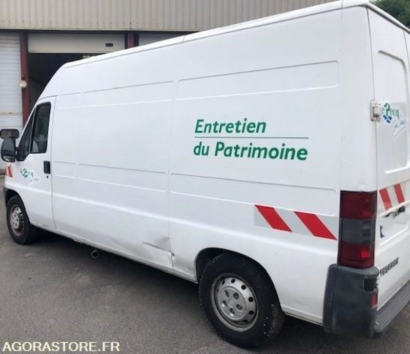 Véhicule PEUGEOT BOXER 2001 NON ROULANT EN L'ETAT - فان المدمجة: صور 2 Véhicule PEUGEOT BOXER 2001 NON ROULANT EN L'ETAT - فان المدمجة: صور 2