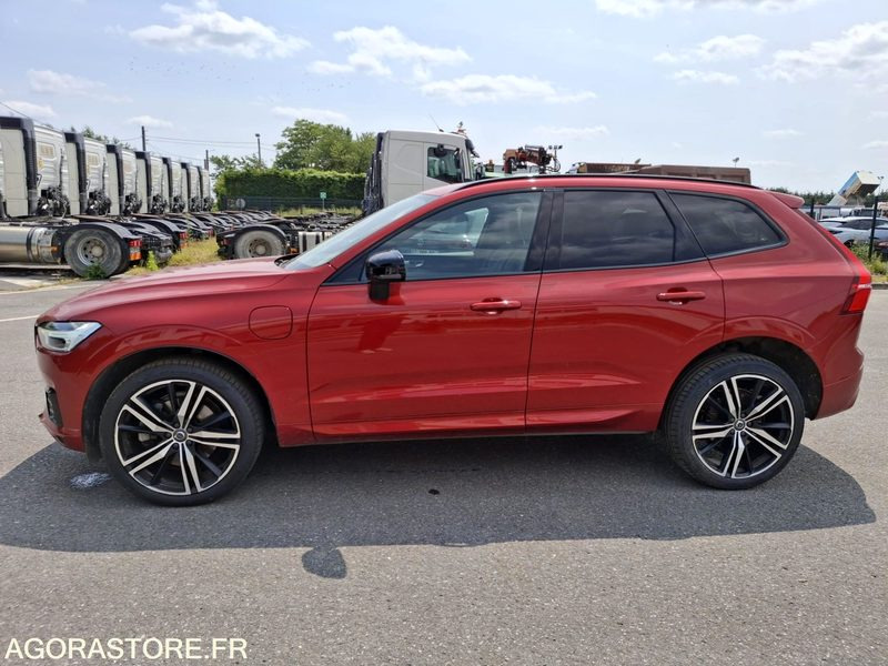 Volvo XC60 HYBRIDE - 2022 / 96206 KM - سيارة دفع رباعي: صور 2 Volvo XC60 HYBRIDE - 2022 / 96206 KM - سيارة دفع رباعي: صور 2