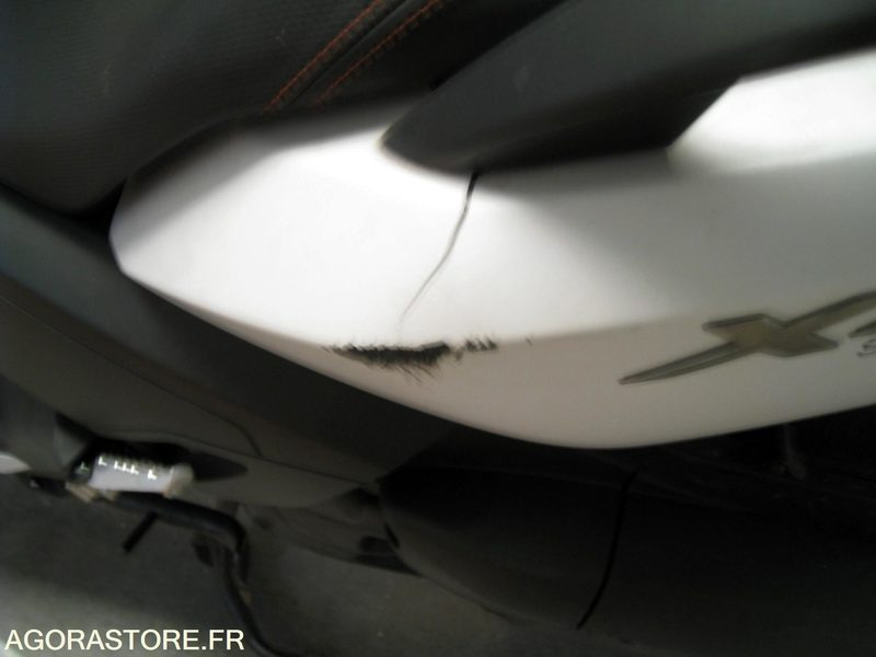 YAMAHA XMAX 125cc ABS 2014 - دراجة بخارية: صور 5 YAMAHA XMAX 125cc ABS 2014 - دراجة بخارية: صور 5