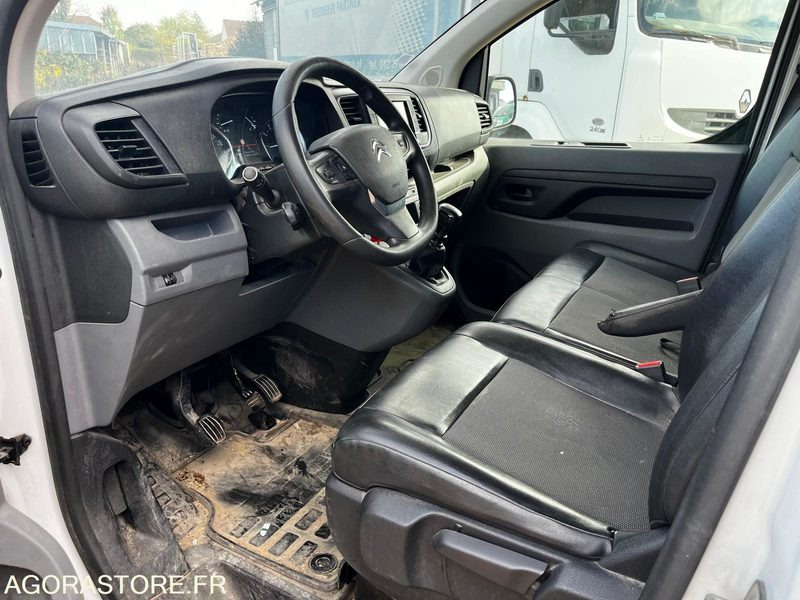 Citroen jumpy 2017 1.6hdi 341000km - فان: صور 4 Citroen jumpy 2017 1.6hdi 341000km - فان: صور 4