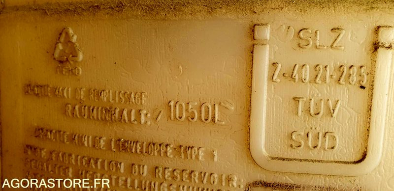 Cuve fioul 1000L avec pistolet distributeur - الآلات والماكينات الزراعية: صور 2 Cuve fioul 1000L avec pistolet distributeur - الآلات والماكينات الزراعية: صور 2