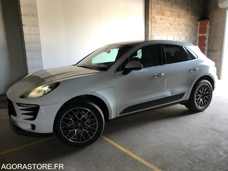 Porsche macan v6 tdi - 154 222 KM - 2015 - سيارة: صور 4 Porsche macan v6 tdi - 154 222 KM - 2015 - سيارة: صور 4