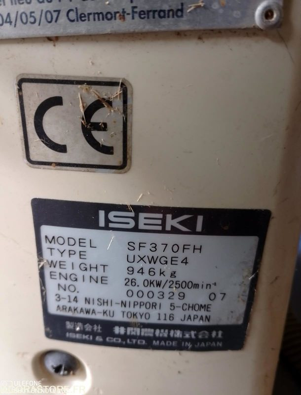 Tondeuse Iseki SF 370 2008 4000h fonctionnel - جزازة المروج: صور 4 Tondeuse Iseki SF 370 2008 4000h fonctionnel - جزازة المروج: صور 4