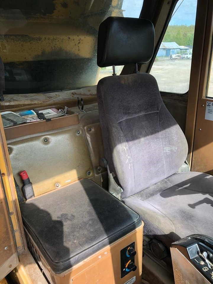 CAT 773B - شاحنة قلابة للمحاجر: صور 5 CAT 773B - شاحنة قلابة للمحاجر: صور 5