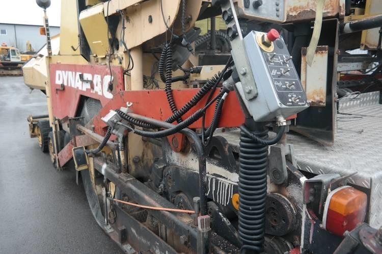 Dynapack F121 4WD - العامل بالقار: صور 5 Dynapack F121 4WD - العامل بالقار: صور 5