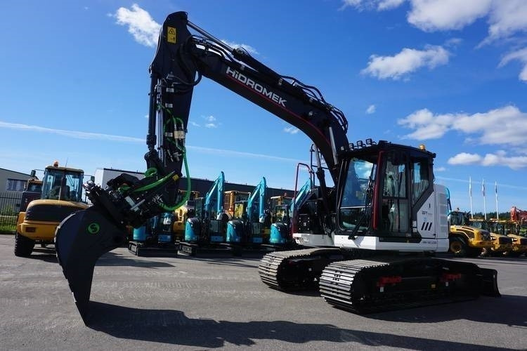 Hidromek HMK 145 LCSR-5 - حفارات زحافة: صور 5 Hidromek HMK 145 LCSR-5 - حفارات زحافة: صور 5