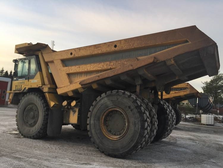 Komatsu HD 605-5 - شاحنة قلابة للمحاجر: صور 2 Komatsu HD 605-5 - شاحنة قلابة للمحاجر: صور 2