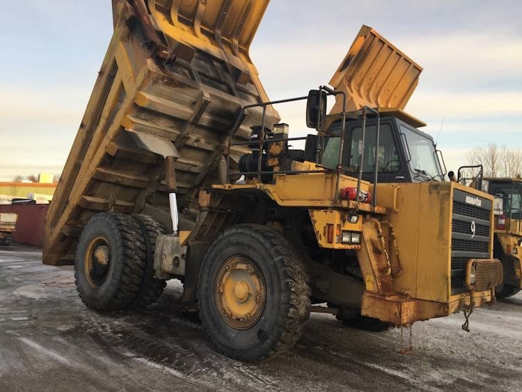Komatsu HD405-6 - شاحنة قلابة للمحاجر: صور 3 Komatsu HD405-6 - شاحنة قلابة للمحاجر: صور 3