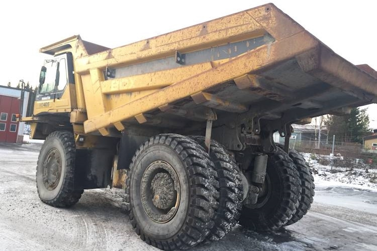 Komatsu HD405-6 - شاحنة قلابة للمحاجر: صور 2 Komatsu HD405-6 - شاحنة قلابة للمحاجر: صور 2