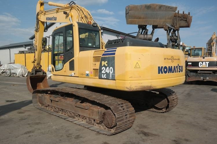 Komatsu PC 240-8 - حفارات زحافة: صور 3 Komatsu PC 240-8 - حفارات زحافة: صور 3