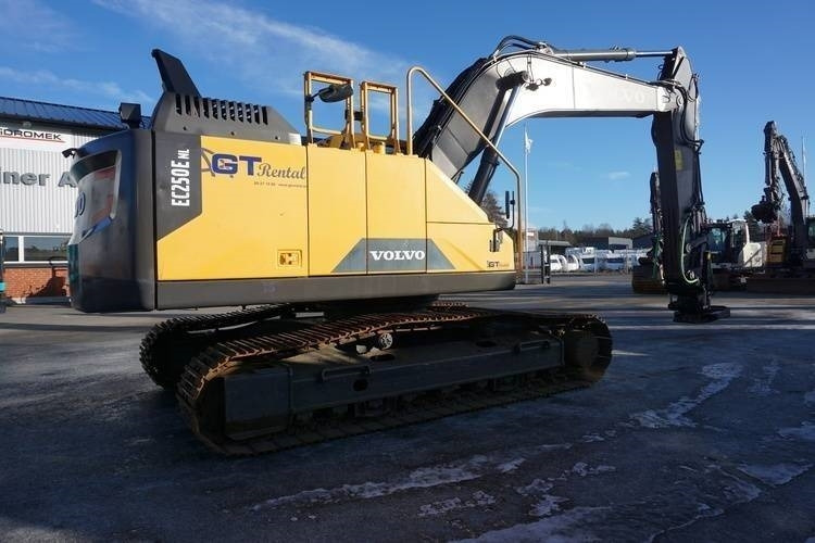 Volvo EC 250 E N L - حفارات زحافة: صور 2 Volvo EC 250 E N L - حفارات زحافة: صور 2