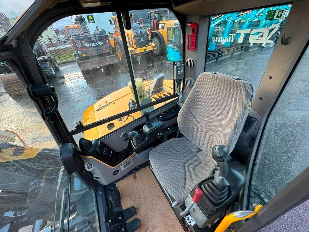 Volvo ECR 88 D - حفارة مصغرة: صور 4 Volvo ECR 88 D - حفارة مصغرة: صور 4