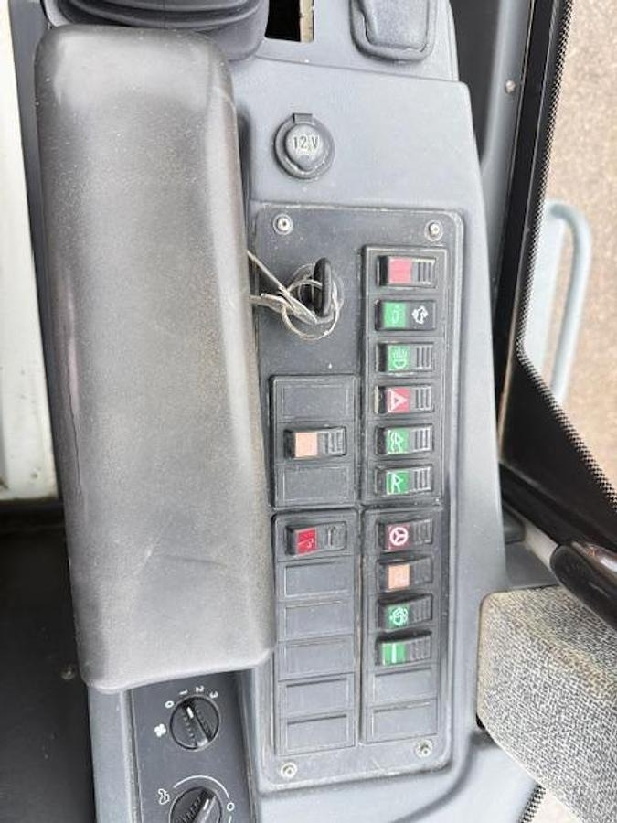 اللودر بعجل Liebherr L 514 Stereo: صور 10