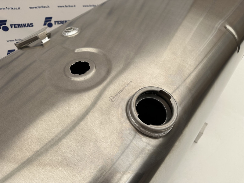 DAF New aluminum fuel tank 620L - خزان وقود - شاحنة: صور 4 DAF New aluminum fuel tank 620L - خزان وقود - شاحنة: صور 4