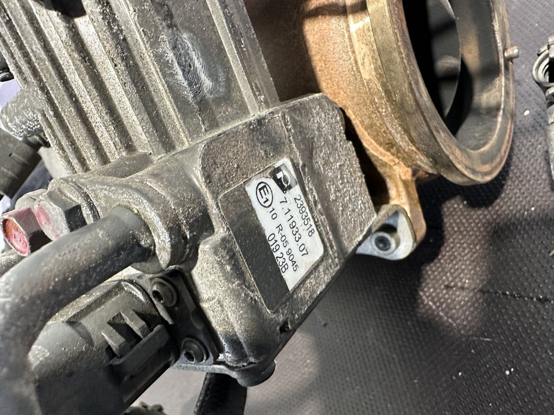 DAF exhaust brake valve - أجزاء الفرامل - شاحنة: صور 4 DAF exhaust brake valve - أجزاء الفرامل - شاحنة: صور 4