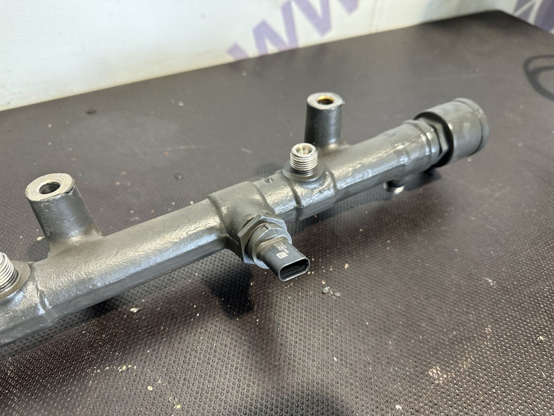 DAF fuel rail - نظام الوقود - شاحنة: صور 3 DAF fuel rail - نظام الوقود - شاحنة: صور 3
