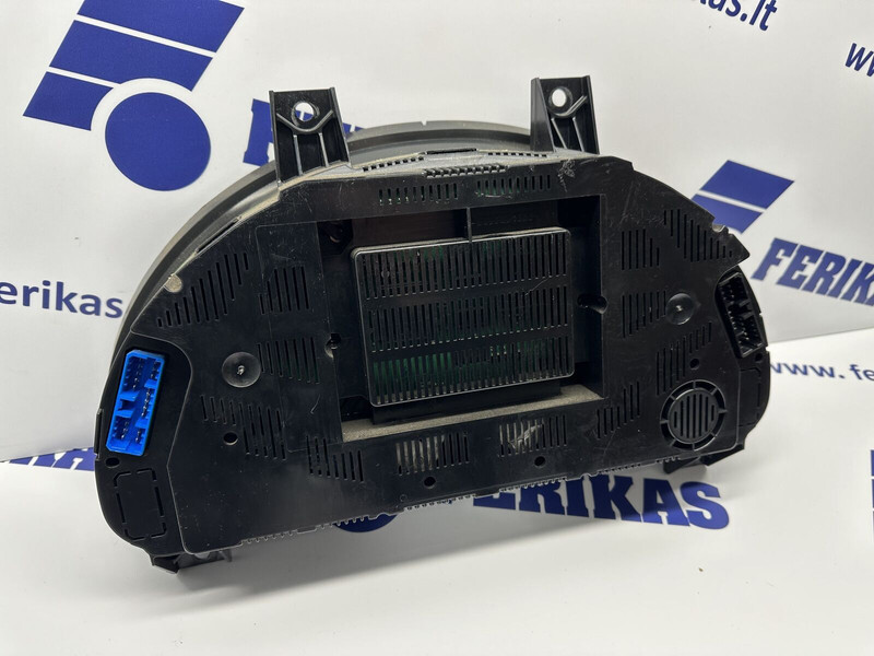 Iveco Instrument cluster dashboard 504276234, 504226363 (WORLDWIDE DEL - لوحة القيادة - شاحنة: صور 2 Iveco Instrument cluster dashboard 504276234, 504226363 (WORLDWIDE DEL - لوحة القيادة - شاحنة: صور 2