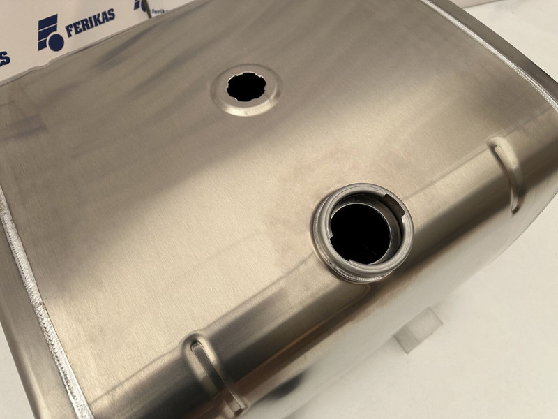 Iveco New aluminum fuel tank 300L - خزان وقود - شاحنة: صور 4 Iveco New aluminum fuel tank 300L - خزان وقود - شاحنة: صور 4