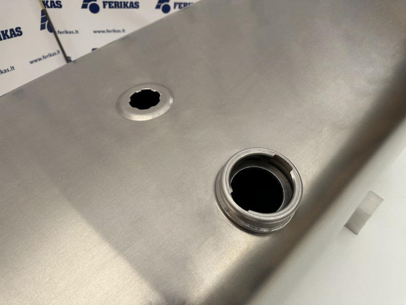 Iveco New aluminum fuel tank 400L - خزان وقود - شاحنة: صور 4 Iveco New aluminum fuel tank 400L - خزان وقود - شاحنة: صور 4