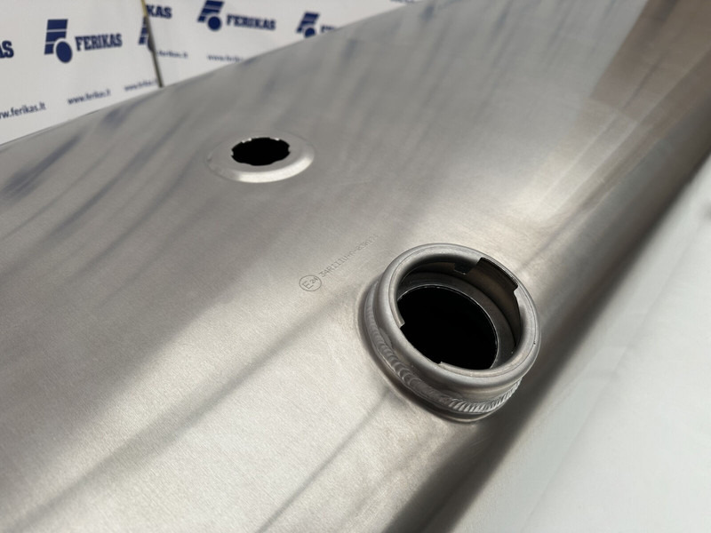 Iveco New aluminum fuel tank 600L - خزان وقود - شاحنة: صور 4 Iveco New aluminum fuel tank 600L - خزان وقود - شاحنة: صور 4