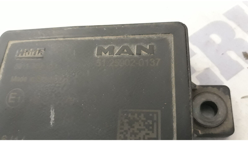 MAN TGX - كتلة التحكم - شاحنة: صور 3 MAN TGX - كتلة التحكم - شاحنة: صور 3