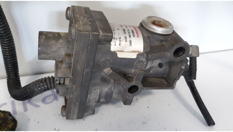 MAN exhaust valve - المحرك و قطع الغيار - شاحنة: صور 3 MAN exhaust valve - المحرك و قطع الغيار - شاحنة: صور 3