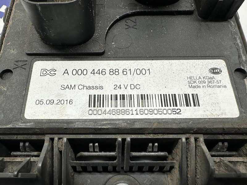 Mercedes-Benz Actros MP4 - كتلة التحكم - شاحنة: صور 3 Mercedes-Benz Actros MP4 - كتلة التحكم - شاحنة: صور 3