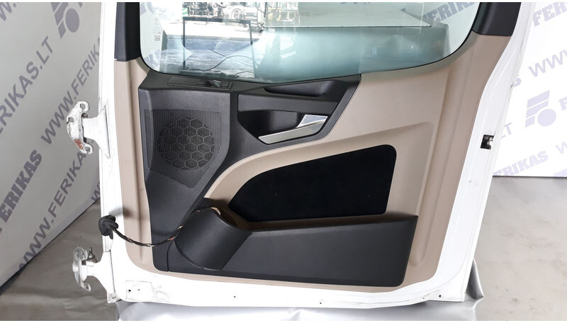 Mercedes-Benz Actros MP4 - باب و قطع الغيار - شاحنة: صور 4 Mercedes-Benz Actros MP4 - باب و قطع الغيار - شاحنة: صور 4