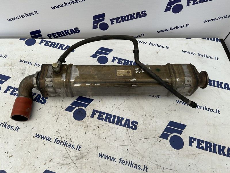 Mercedes-Benz EGR cooler - كاتم الصوت/ نظام العادم - شاحنة: صور 1 Mercedes-Benz EGR cooler - كاتم الصوت/ نظام العادم - شاحنة: صور 1