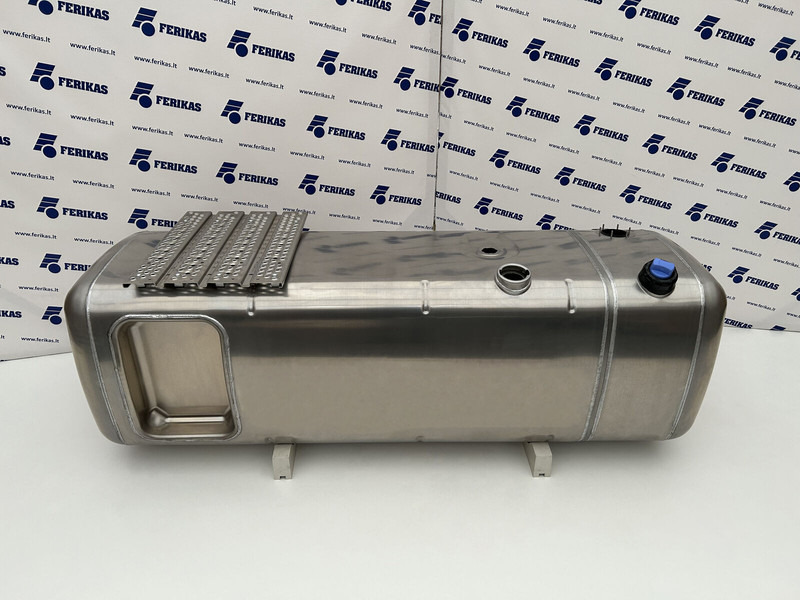 Mercedes-Benz Fuel tank 680L + 120L AdBlue - خزان وقود - شاحنة: صور 1 Mercedes-Benz Fuel tank 680L + 120L AdBlue - خزان وقود - شاحنة: صور 1