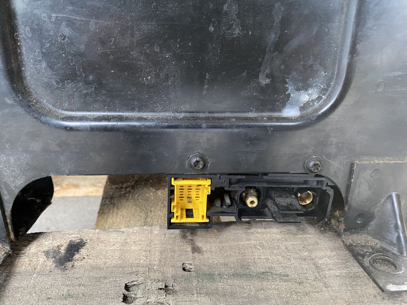 Mercedes-Benz MP4 actros - مقاعد السيارات - شاحنة: صور 4 Mercedes-Benz MP4 actros - مقاعد السيارات - شاحنة: صور 4