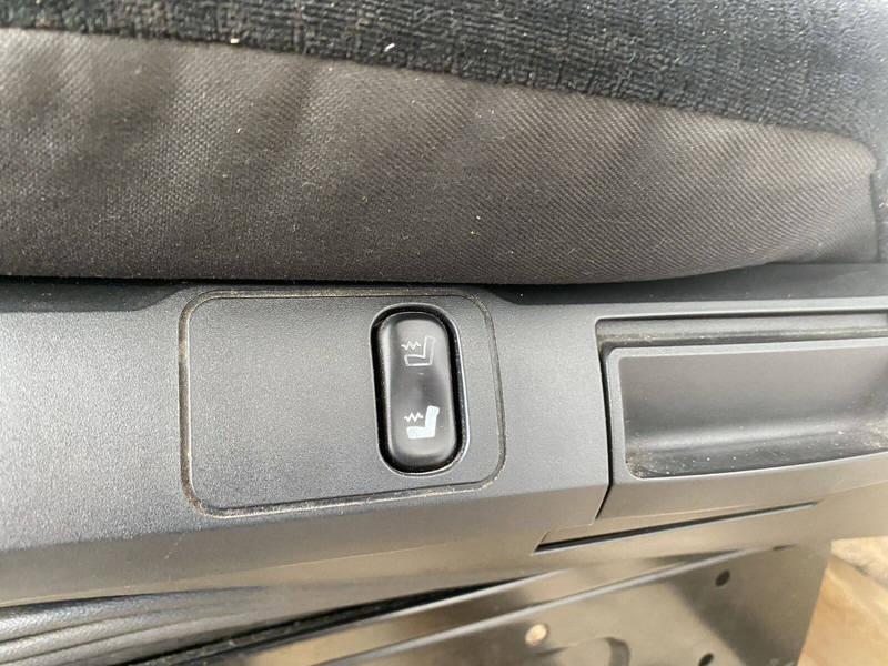 Mercedes-Benz MP4 actros - مقاعد السيارات - شاحنة: صور 3 Mercedes-Benz MP4 actros - مقاعد السيارات - شاحنة: صور 3