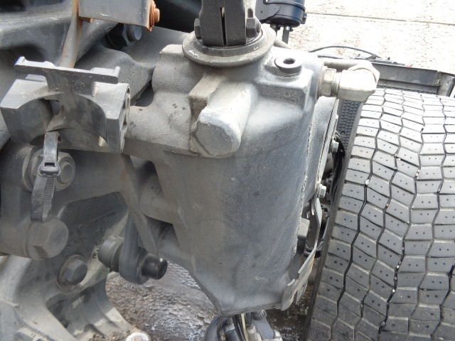 Mercedes-Benz steering gear - دودة دركسون - شاحنة: صور 4 Mercedes-Benz steering gear - دودة دركسون - شاحنة: صور 4