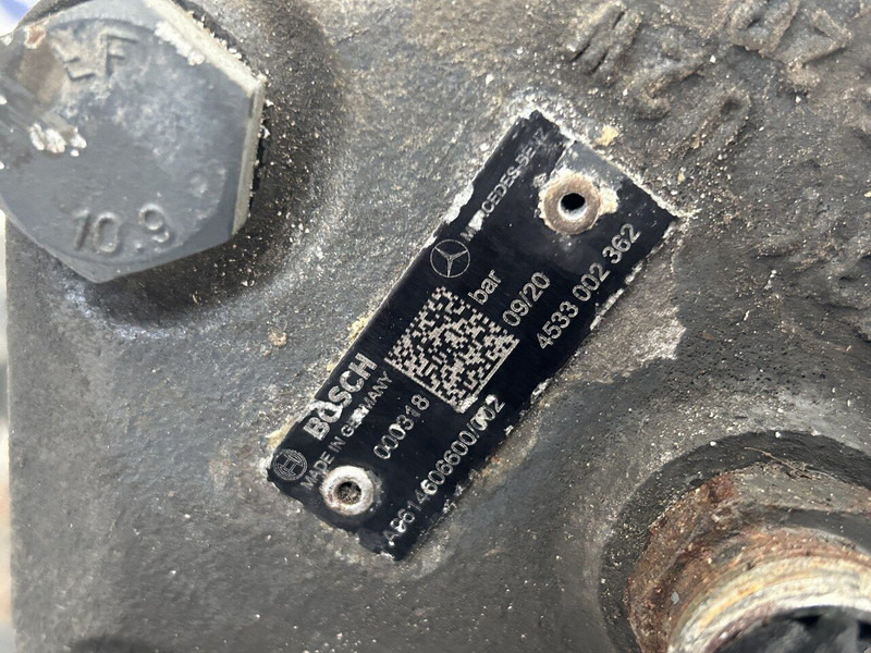 Mercedes-Benz steering gear - عمود التوجيه - شاحنة: صور 4 Mercedes-Benz steering gear - عمود التوجيه - شاحنة: صور 4