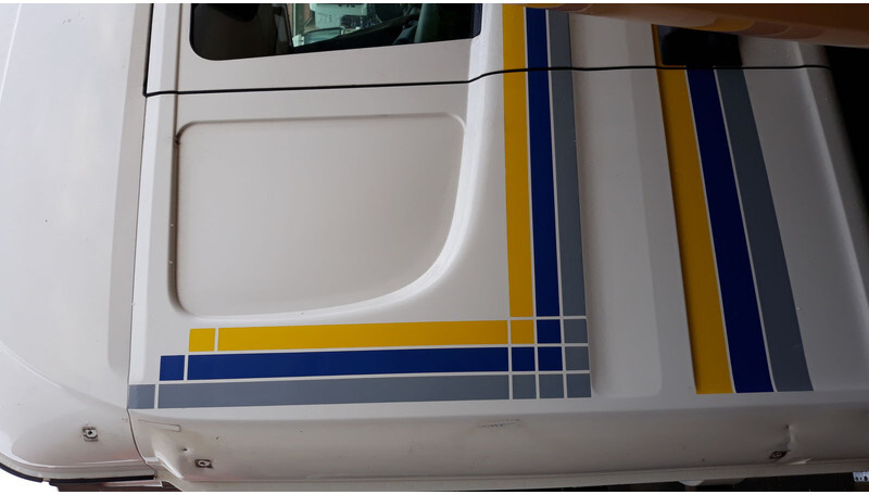 Scania CR19 - الكابينة والداخلية - شاحنة: صور 4 Scania CR19 - الكابينة والداخلية - شاحنة: صور 4