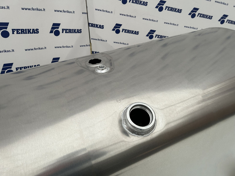 Scania New aluminum fuel tank 570L - خزان وقود - شاحنة: صور 4 Scania New aluminum fuel tank 570L - خزان وقود - شاحنة: صور 4