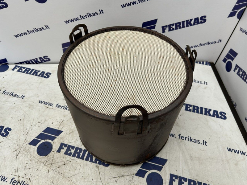 Scania exhaust catalyst particulate filter - كاتم الصوت/ نظام العادم - شاحنة: صور 3 Scania exhaust catalyst particulate filter - كاتم الصوت/ نظام العادم - شاحنة: صور 3
