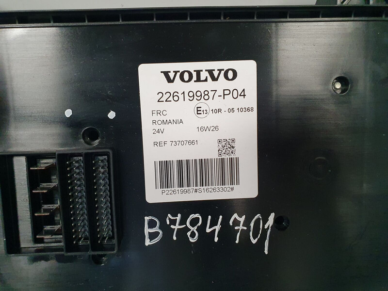 Volvo fuse box - النظام الكهربائي - شاحنة: صور 3 Volvo fuse box - النظام الكهربائي - شاحنة: صور 3