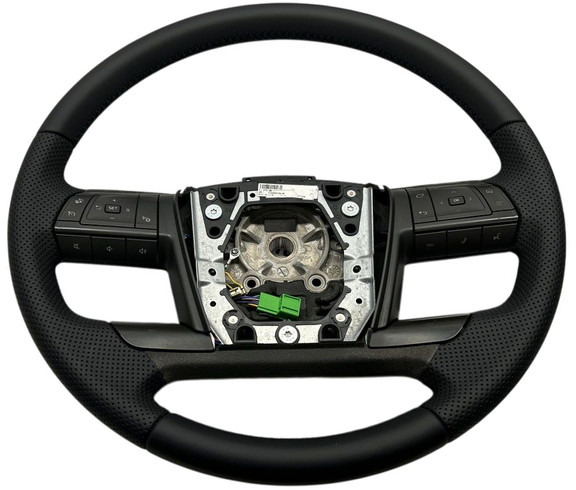 Volvo refurbished - عجلة القيادة - شاحنة: صور 3 Volvo refurbished - عجلة القيادة - شاحنة: صور 3