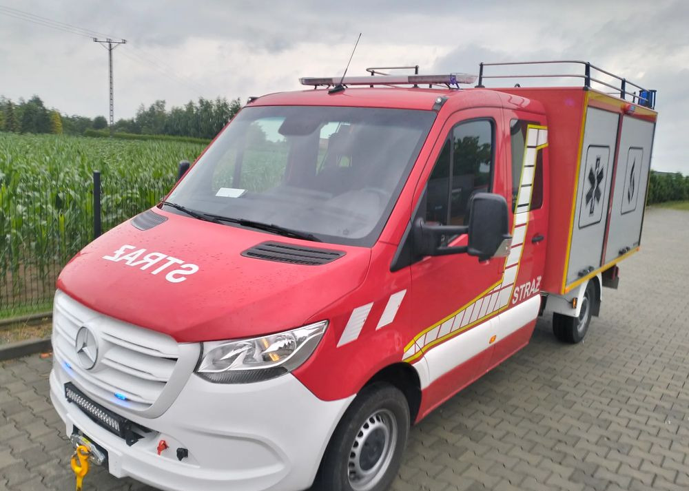 Mercedes-Benz Sprinter 907 straż strażacki pożarniczy Hasici Pompier - المطافئ: صور 5 Mercedes-Benz Sprinter 907 straż strażacki pożarniczy Hasici Pompier - المطافئ: صور 5
