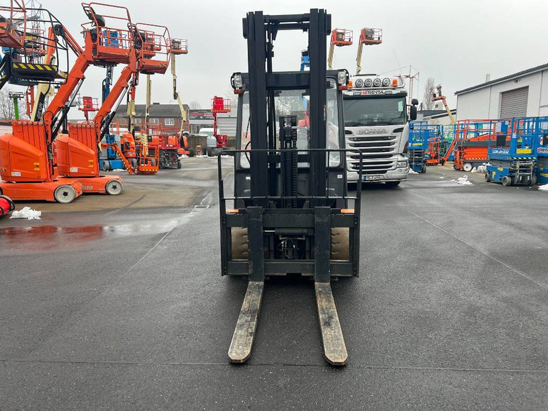 Doosan B50X5 5T 6m Triplex non-marking (1841) - رافعة شوكية كهربائية: صور 4 Doosan B50X5 5T 6m Triplex non-marking (1841) - رافعة شوكية كهربائية: صور 4