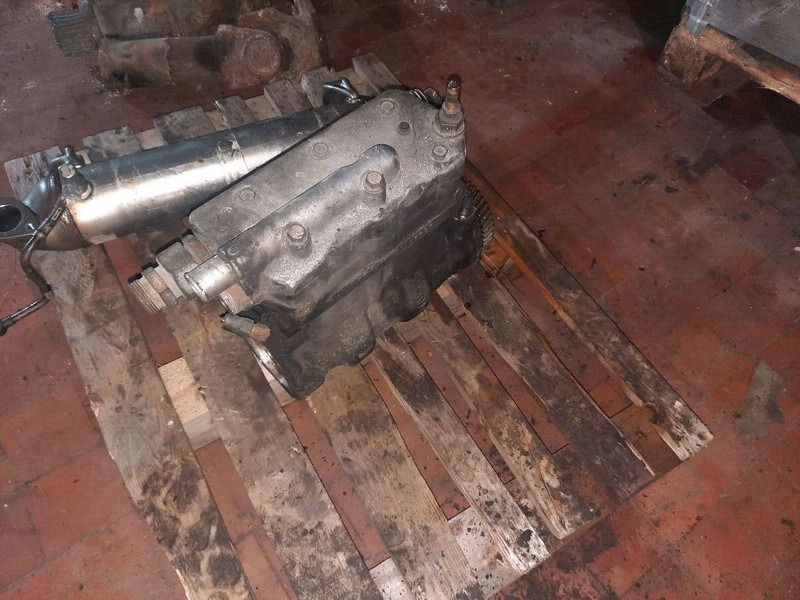 Cummins ISL egr Cooler - كاتم الصوت/ نظام العادم: صور 3 Cummins ISL egr Cooler - كاتم الصوت/ نظام العادم: صور 3