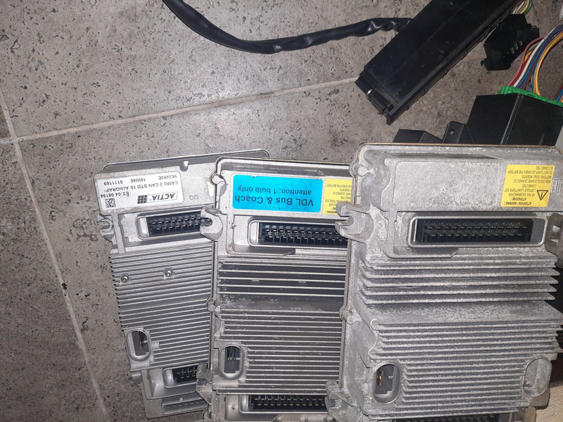 Iveco ACTIA - كتلة التحكم: صور 1 Iveco ACTIA - كتلة التحكم: صور 1