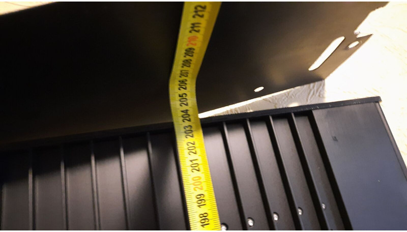 Iveco Mobitec LG2010000-000 Lawo D-76437 .Hanover OL020A.1780556(18568 - لوحة القيادة: صور 3 Iveco Mobitec LG2010000-000 Lawo D-76437 .Hanover OL020A.1780556(18568 - لوحة القيادة: صور 3