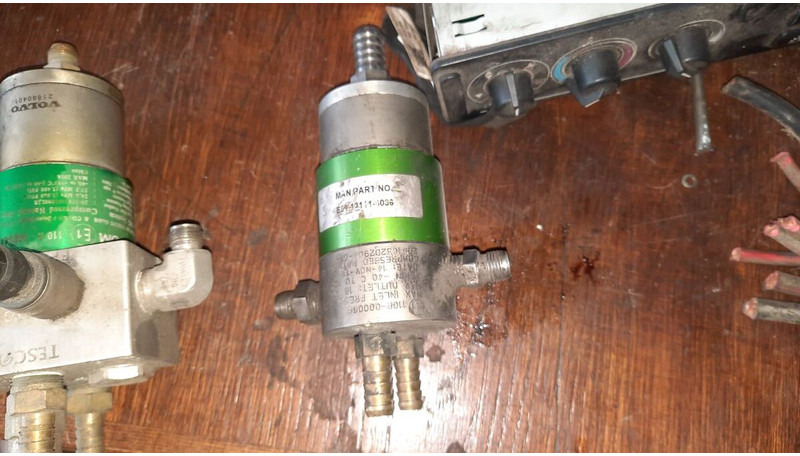 MAN E51.13111-6036 газовый редуктор - نظام الوقود: صور 5 MAN E51.13111-6036 газовый редуктор - نظام الوقود: صور 5