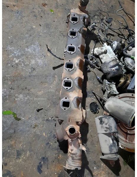 MAN / Турбина 53271013060c головка - المحرك و قطع الغيار: صور 1 MAN / Турбина 53271013060c головка - المحرك و قطع الغيار: صور 1