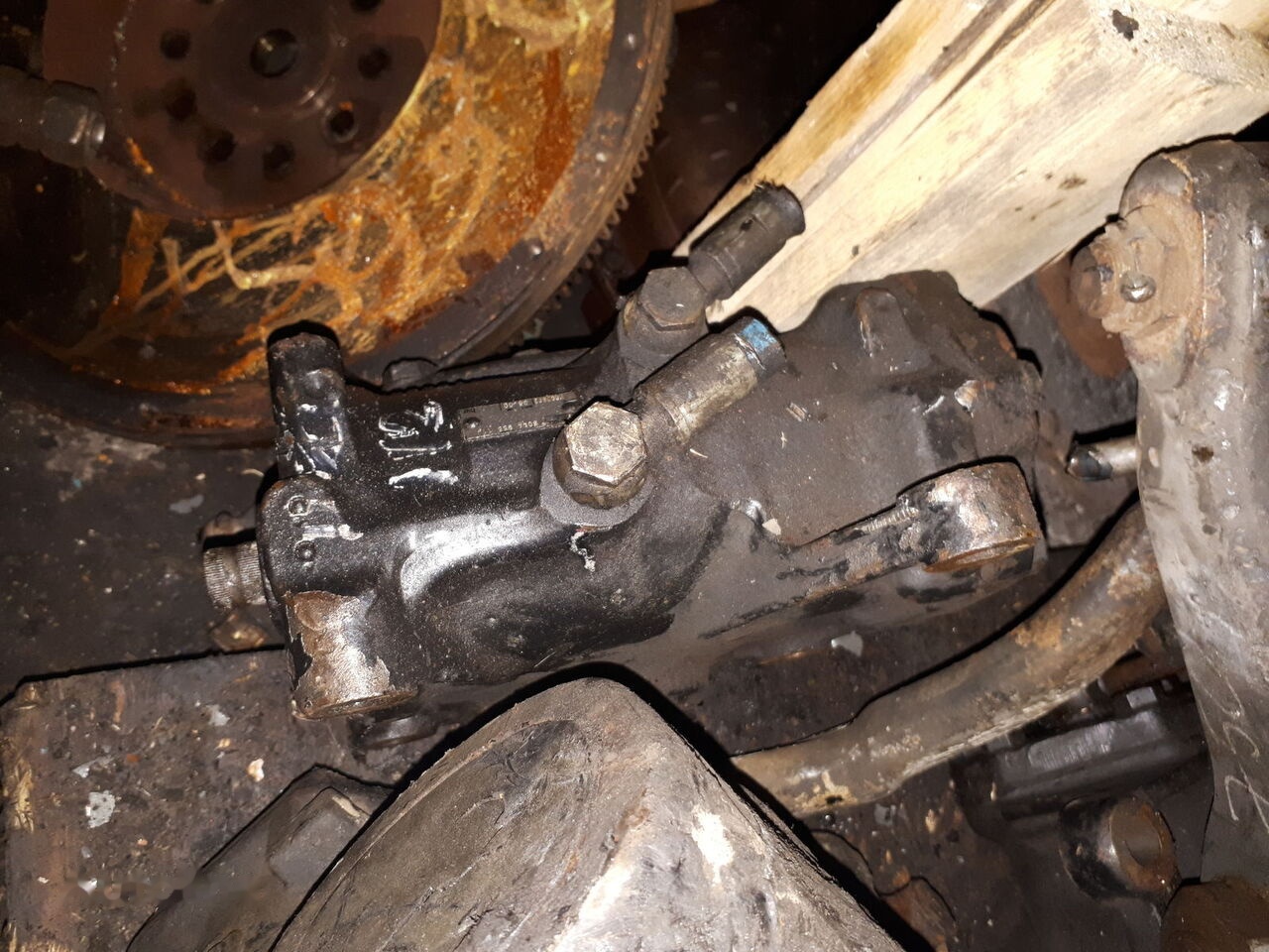 Mercedes-Benz Avtobusa Berkhovyu Volvo yu Skaniya Mercedes-Benz - دودة دركسون - حافلة: صور 4 Mercedes-Benz Avtobusa Berkhovyu Volvo yu Skaniya Mercedes-Benz - دودة دركسون - حافلة: صور 4