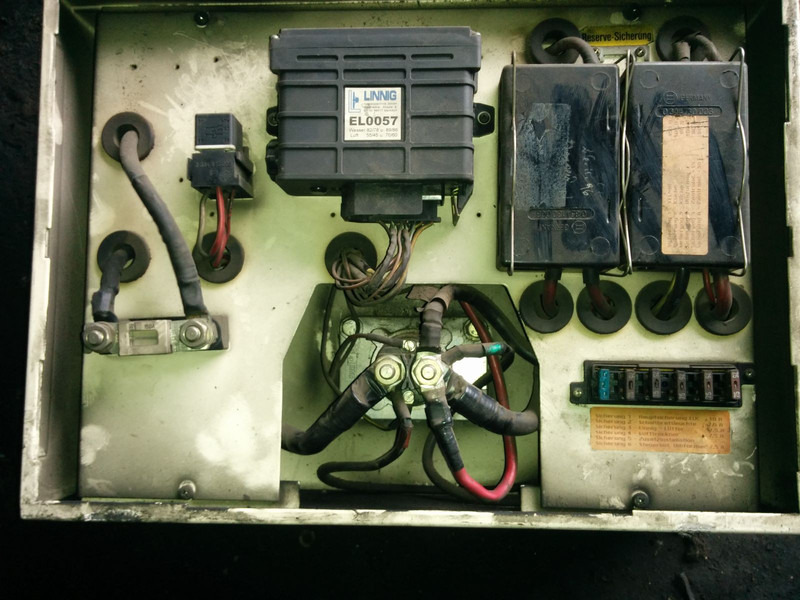 Neoplan LINNIG EL0057 - كتلة التحكم: صور 2 Neoplan LINNIG EL0057 - كتلة التحكم: صور 2