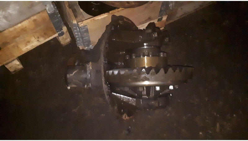 Scania R660 - 2.92 .\ 3.07\3.80 \3.50 \4.22/ 4.88/. 5.57 - التفاضلية والعتاد: صور 2 Scania R660 - 2.92 .\ 3.07\3.80 \3.50 \4.22/ 4.88/. 5.57 - التفاضلية والعتاد: صور 2